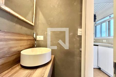 Lavabo de apartamento para alugar com 3 quartos, 93m² em Mirandópolis, São Paulo