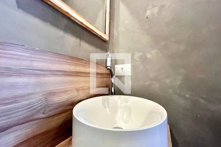 Lavabo de apartamento para alugar com 3 quartos, 93m² em Mirandópolis, São Paulo
