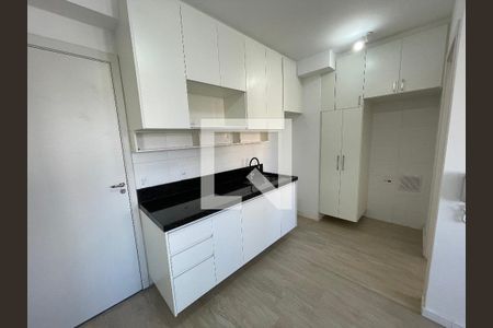 Cozinha de apartamento à venda com 2 quartos, 33m² em Butantã, São Paulo