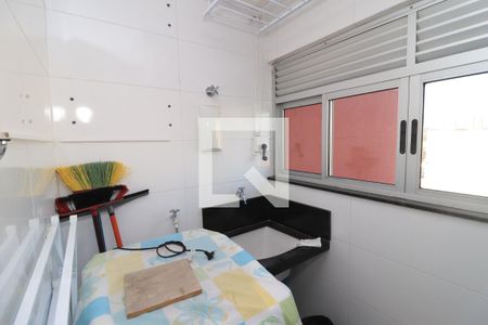 Apartamento à venda com 60m², 2 quartos e 2 vagasÁrea de Serviço