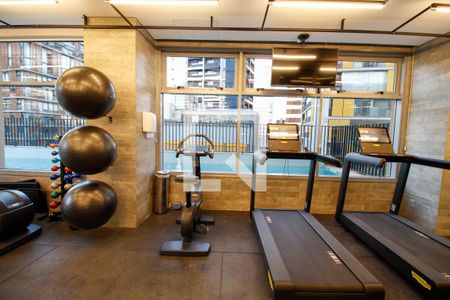 Apartamento à venda com 122m², 3 quartos e 2 vagas Apartamento à venda com 122m², 3 quartos e 2 vagasÁrea comum - Academia