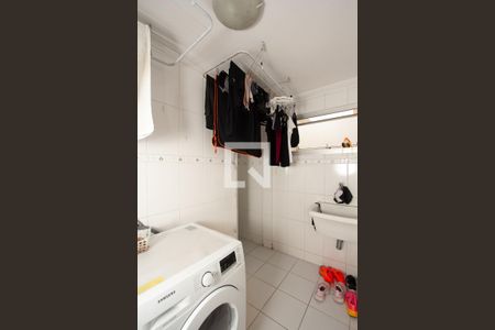 Apartamento à venda com 73m², 2 quartos e 1 vagaÁrea de Serviço