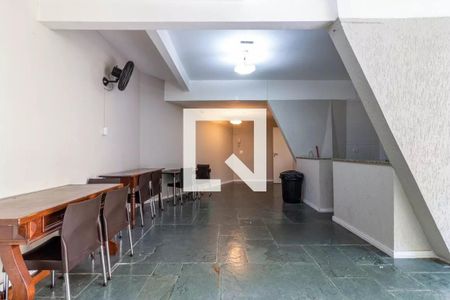 Apartamento à venda com 73m², 2 quartos e 1 vagaÁrea comum - Salão de festas