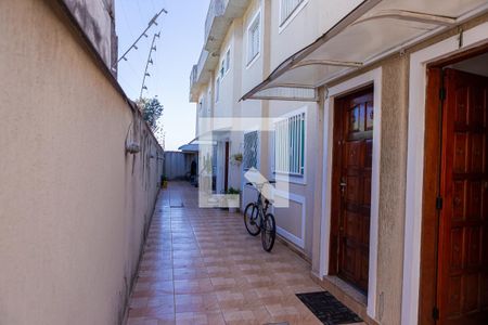 Casa de condomínio à venda com 68m², 2 quartos e 1 vagaÁrea comum