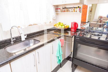 Casa de condomínio à venda com 68m², 2 quartos e 1 vagaCozinha