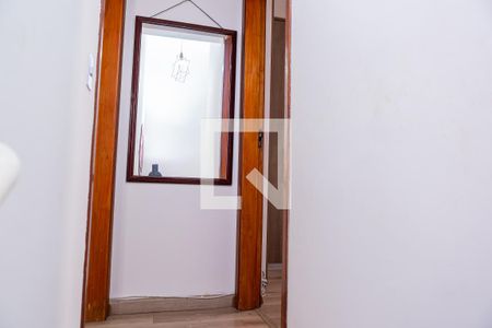 Casa de condomínio à venda com 68m², 2 quartos e 1 vagaCorredor