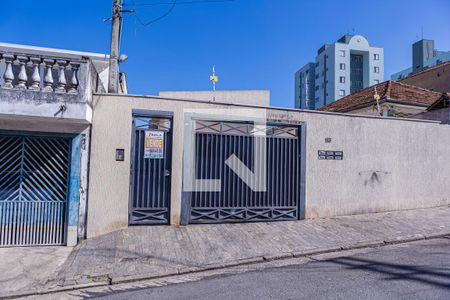 Casa de condomínio à venda com 68m², 2 quartos e 1 vagaFachada