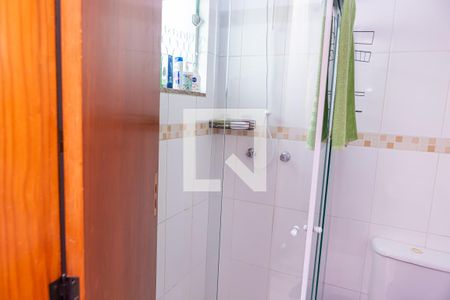 Casa de condomínio à venda com 68m², 2 quartos e 1 vagaBanheiro da Suíte 2