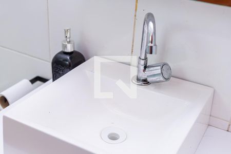 Casa de condomínio à venda com 68m², 2 quartos e 1 vagaBanheiro da Suíte 2