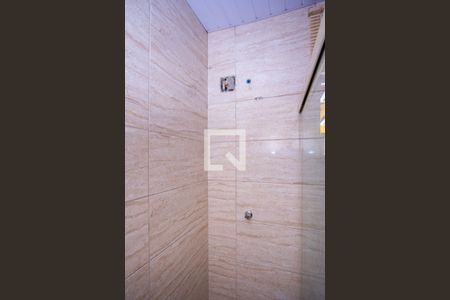 Casa para alugar com 75m², 2 quartos e 1 vaga Casa para alugar com 75m², 2 quartos e 1 vagaBanheiro da Suíte