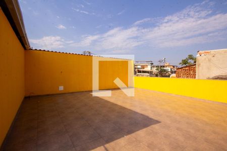Casa para alugar com 75m², 2 quartos e 1 vaga Casa para alugar com 75m², 2 quartos e 1 vagaTerraço