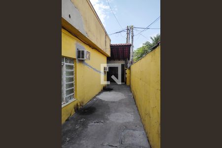 Casa para alugar com 75m², 2 quartos e 1 vaga Casa para alugar com 75m², 2 quartos e 1 vagaEntrada