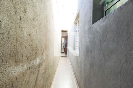 Casa para alugar com 80m², 2 quartos e 1 vagaCorredor 