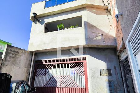 Casa para alugar com 80m², 2 quartos e 1 vagaFachada