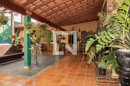 Quintal de casa à venda com 4 quartos, 400m² em Planalto Paulista, São Paulo