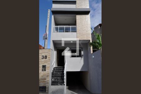 Casa de condomínio à venda com 144m², 2 quartos e 3 vagasFachada