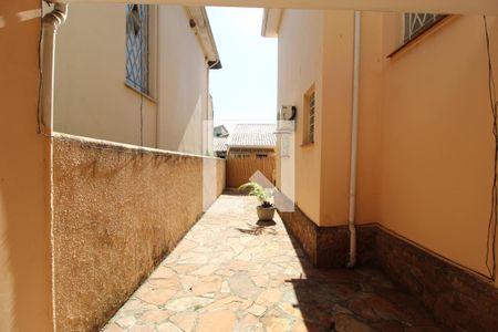 Casa para alugar com 200m², 3 quartos e 3 vagasQuintal