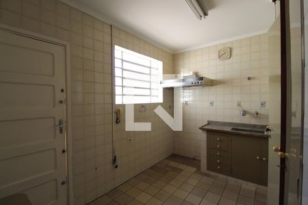 Casa para alugar com 200m², 3 quartos e 3 vagasCozinha