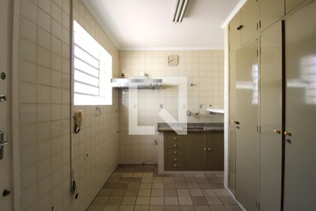 Casa para alugar com 200m², 3 quartos e 3 vagasCozinha