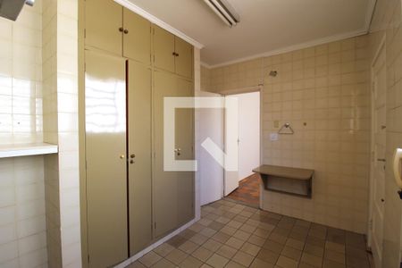 Casa para alugar com 200m², 3 quartos e 3 vagasCozinha