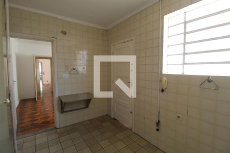 Casa para alugar com 200m², 3 quartos e 3 vagasCozinha