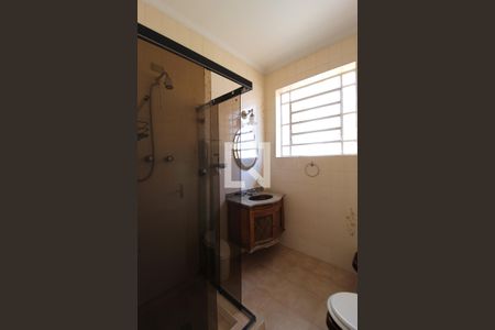 Casa para alugar com 200m², 3 quartos e 3 vagasBanheiro Social