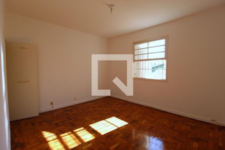 Casa para alugar com 200m², 3 quartos e 3 vagasQuarto 1