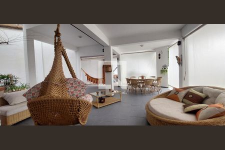 Casa à venda com 400m², 3 quartos e 4 vagasEspaço Gourmet