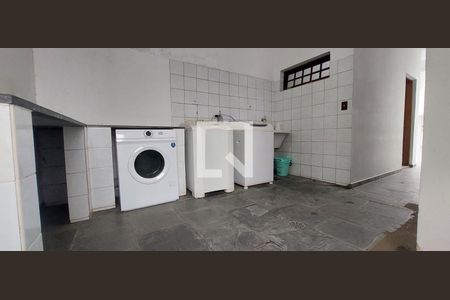 Casa à venda com 400m², 3 quartos e 4 vagasÁrea de Serviço