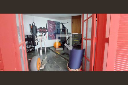 Casa à venda com 400m², 3 quartos e 4 vagasAcademia