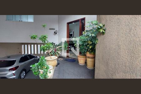 Casa à venda com 400m², 3 quartos e 4 vagasEntrada