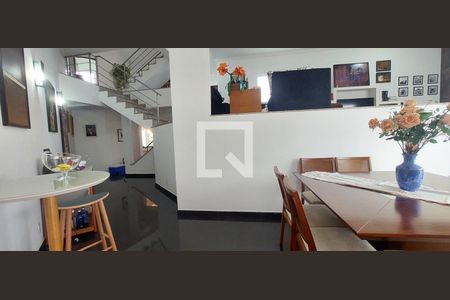 Casa à venda com 400m², 3 quartos e 4 vagasSala 3 Jantar