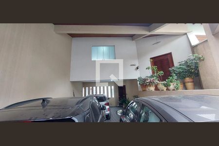 Casa à venda com 400m², 3 quartos e 4 vagasGaragem