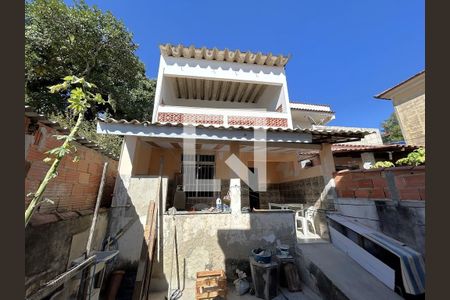 Casa à venda com 90m², 2 quartos e 1 vagaFachada