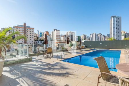 Apartamento à venda com 120m², 3 quartos e 4 vagas Apartamento à venda com 120m², 3 quartos e 4 vagasPiscina