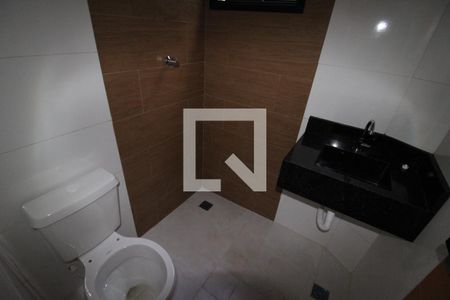 Apartamento para alugar com 44m², 2 quartos e sem vagaBanheiro