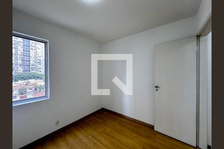 Apartamento para alugar com 72m², 2 quartos e 1 vagaQuarto 1