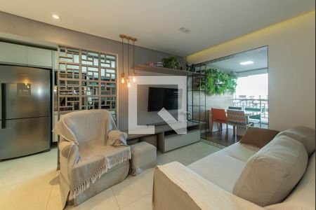 Sala de apartamento para alugar com 2 quartos, 62m² em Vila Nair, São Paulo