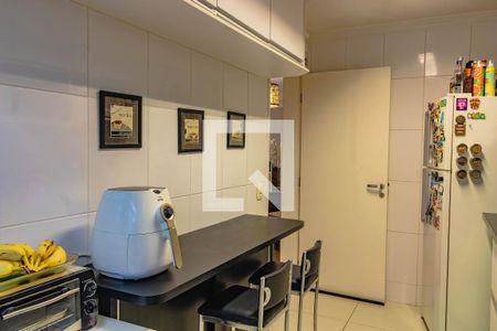 Apartamento para alugar com 66m², 2 quartos e 1 vaga Apartamento para alugar com 66m², 2 quartos e 1 vagaCozinha