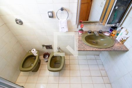 Casa à venda com 430m², 4 quartos e 4 vagasBanheiro da Suíte 3