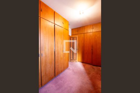 Casa à venda com 430m², 4 quartos e 4 vagasCloset da Suíte Master