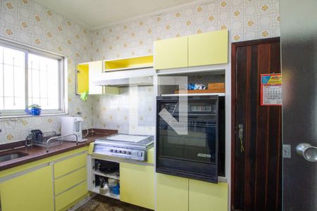 Casa à venda com 430m², 4 quartos e 4 vagasCozinha