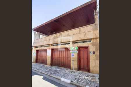 Casa à venda com 430m², 4 quartos e 4 vagasFachada 