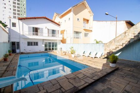 Casa à venda com 430m², 4 quartos e 4 vagasQuintal