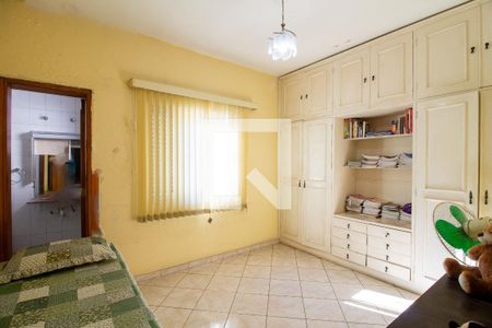 Casa à venda com 430m², 4 quartos e 4 vagasSuíte 2