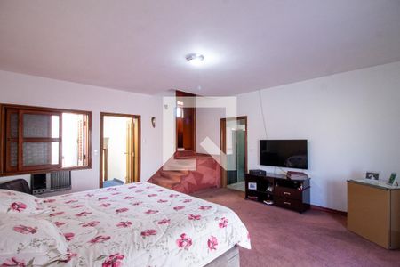 Casa à venda com 430m², 4 quartos e 4 vagasSuíte Master