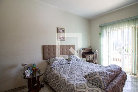 Casa à venda com 430m², 4 quartos e 4 vagasSuíte 4