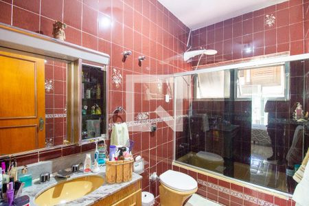 Casa à venda com 430m², 4 quartos e 4 vagasBanheiro da Suíte 4