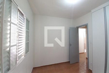 Quarto 2  de casa à venda com 3 quartos, 250m² em Jardim dos Oliveiras, Campinas
