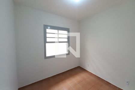 Quarto 1  de casa à venda com 3 quartos, 250m² em Jardim dos Oliveiras, Campinas